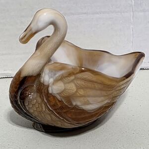 Vintage Imperial Glass Caramel Swirl Swan Dish Jewelry Trinkets Salt Cellar